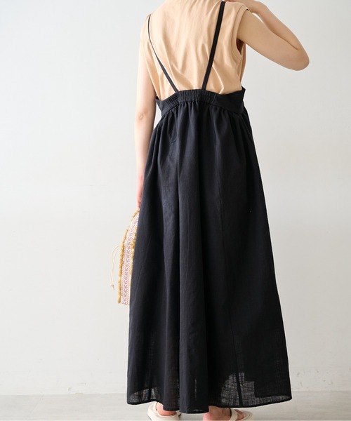 FREE'S MART（フリーズマート）の「◆ギャザーフレアキャミワンピース（ワンピース・レディース・ブラック/ベージュ/レッド・SMALL/MEDIUM）」の9枚目の写真