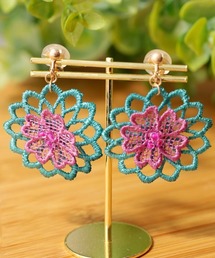 バイカラーフラワーレースイヤリング