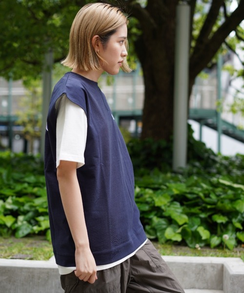 AVIREX(アヴィレックス)の「【WEB&DEPOT限定】COLLGE LOGO TANKTOP/ カレッジロゴタンクトップ(タンクトップ・レディース・ネイビー/グリーン/オートミール・FREE)」の6枚目の写真