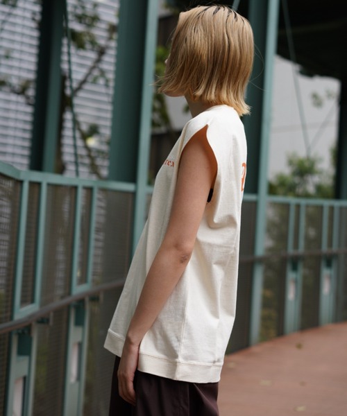 AVIREX(アヴィレックス)の「【WEB&DEPOT限定】COLLGE LOGO TANKTOP/ カレッジロゴタンクトップ(タンクトップ・レディース・ネイビー/グリーン/オートミール・FREE)」の12枚目の写真