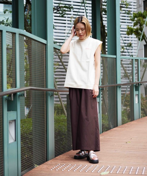 AVIREX(アヴィレックス)の「【WEB&DEPOT限定】COLLGE LOGO TANKTOP/ カレッジロゴタンクトップ(タンクトップ・レディース・ネイビー/グリーン/オートミール・FREE)」の16枚目の写真