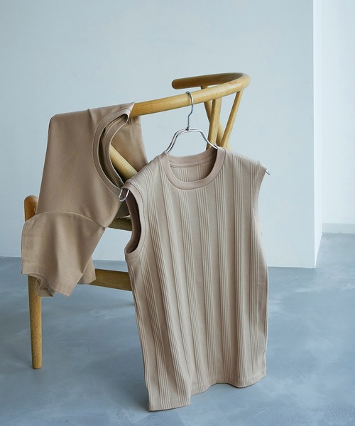 ROPE'(ロペ)の「【2枚セット】パックTシャツ(Tシャツ/カットソー・レディース・ホワイト/ブラック/ベージュ・38)」の3枚目の写真