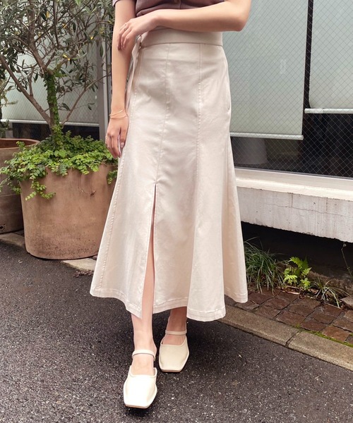 one after another NICE CLAUP（ワンアフターアナザーナイスクラップ）の「S,Mサイズあり　フロントスリットステッチスカート（スカート・レディース・ブラック/ブラウン/レッド/アイボリー・SMALL/MEDIUM）」の7枚目の写真