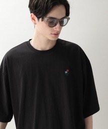 フラワープリント/刺繍Tシャツ