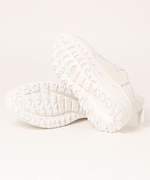 UGG(アグ)の「【UGG】CA805(スニーカー・レディース・ホワイト・23cm/23.5cm/24cm/24.5cm/25cm)」の3枚目の写真