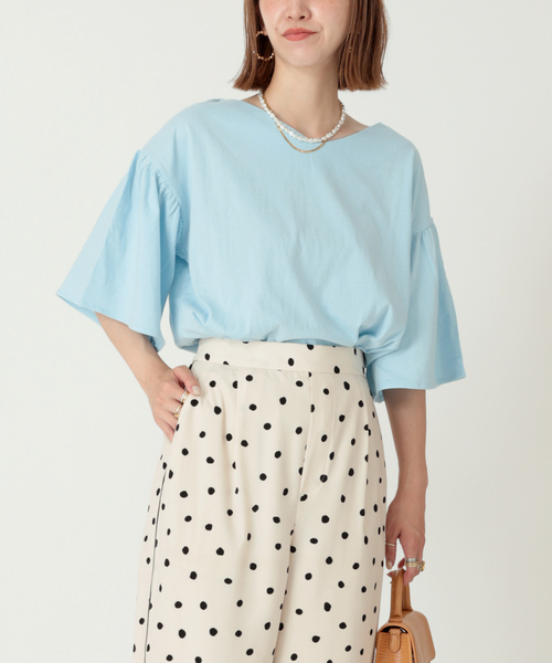 B.C STOCK（ベーセーストック）の「2WAY 綿袖フレアカットブラウス（Tシャツ/カットソー・レディース・ホワイト/サックスブルー・FREE）」の21枚目の写真