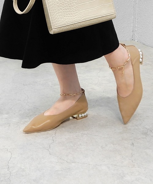 alala（アララ）の「パールヒールアンクレットパンプス（パンプス・レディース・ブルー系/ベージュ/ピンク系/ブラック・S/LL/L/M）」の8枚目の写真