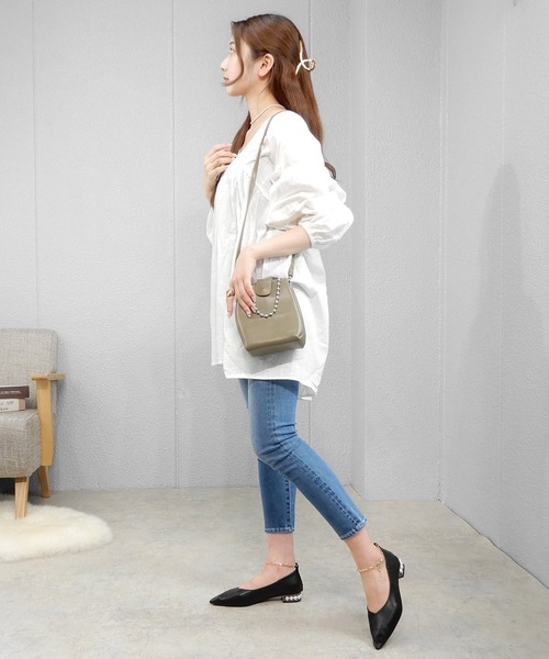 alala（アララ）の「パールヒールアンクレットパンプス（パンプス・レディース・ブルー系/ベージュ/ピンク系/ブラック・S/LL/L/M）」の13枚目の写真