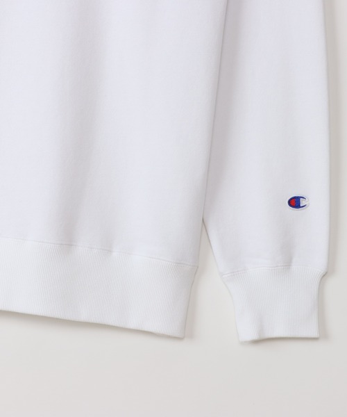 Champion(チャンピオン)の「【Champion/チャンピオン】メンズ ベーシック クルーネックスウェットシャツ(スウェット・メンズ・ブラック/ネイビー/グレー/ホワイト/レッド系その他・SMALL/MEDIUM/LARGE/X-LARGE)」の9枚目の写真