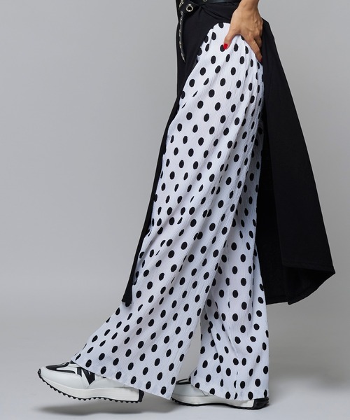 Narcissus(ナルシス)の「【WEBSTORE 限定商品】ドットパンツ(その他パンツ・レディース・ホワイト/ブラック・FREE)」の1枚目の写真