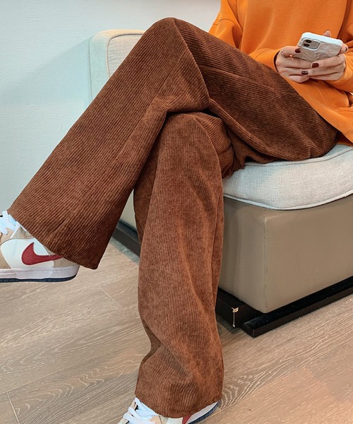 meJane(ミージェーン)の「ハイウエストカラーコーデュロイストレートパンツ(その他パンツ・レディース・ブラック/ブラウン/スモークピンク・L/M)」の3枚目の写真