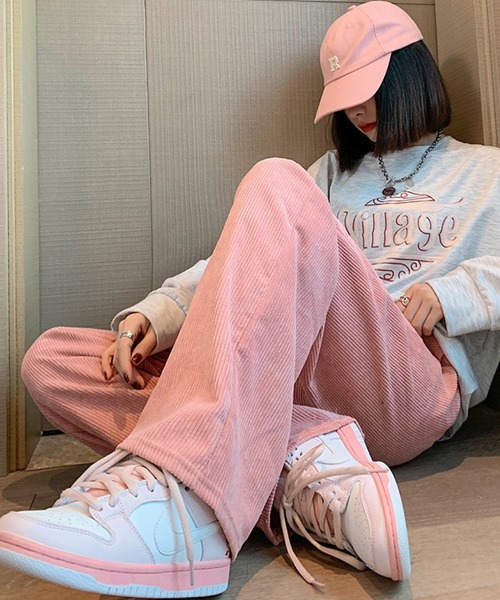 meJane(ミージェーン)の「ハイウエストカラーコーデュロイストレートパンツ(その他パンツ・レディース・ブラック/ブラウン/スモークピンク・L/M)」の1枚目の写真