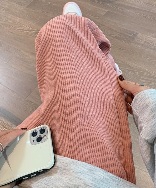 meJane(ミージェーン)の「ハイウエストカラーコーデュロイストレートパンツ(その他パンツ・レディース・ブラック/ブラウン/スモークピンク・L/M)」の9枚目の写真