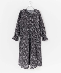 HEYUMM（ヘユム）の「花柄セーラーカラーロングワンピース（ワンピース）」