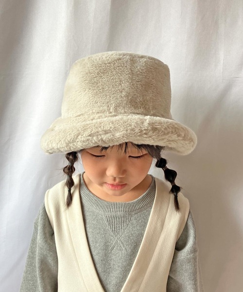 CIAOPANIC TYPY（チャオパニックティピー）の「【KIDS】フェイクファーバケットハット（ハット・キッズ・グレイッシュベージュ/ブラウン/ブラック/アイボリー・ONE SIZE）」の14枚目の写真