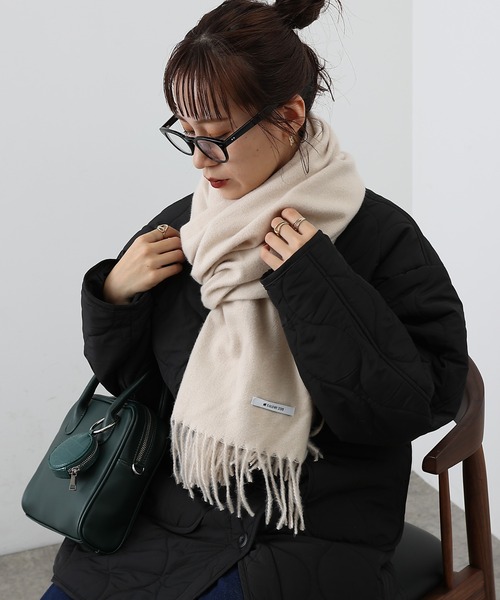 COLONY 2139(コロニートゥーワンスリーナイン)の「リサイクルポリストール(ストール/ショール・レディース・グレー/ベージュ/ブラック・FREE)」の4枚目の写真