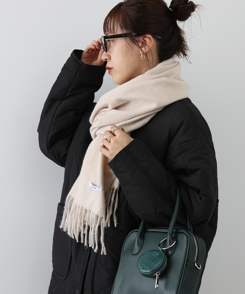 COLONY 2139(コロニートゥーワンスリーナイン)の「リサイクルポリストール(ストール/ショール・レディース・グレー/ベージュ/ブラック・FREE)」の11枚目の写真