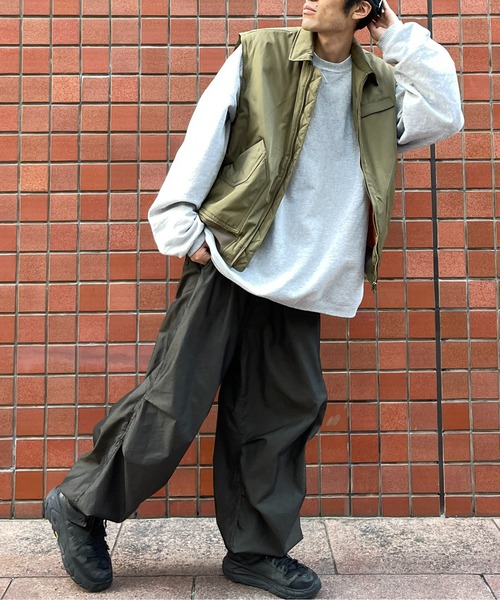 CPCM（シーピーシーエム）の「袖脱着CWUジャケット（MA-1・メンズ・ブラック/カーキ/アイボリー・MEDIUM/LARGE）」の5枚目の写真