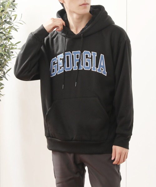 TopIsm(トップイズム)の「GEORGIA刺繍ロゴ 裏地シャギーボア プルパーカー(パーカー・メンズ・ブラック/オフホワイト/杢グレー/ダークグリーン・M/L/LL)」の1枚目の写真