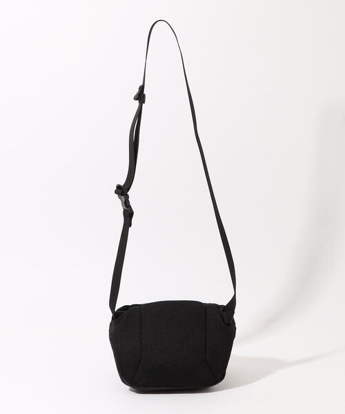 TOMORROWLAND （トゥモローランド）の「ARC'TERYX MANTIS 1 ウエストバッグ（ボディバッグ/ウエストポーチ・メンズ・イエロー系その他2/ブラック/ピンク系その他/グレー系その他2・FREE）」の6枚目の写真