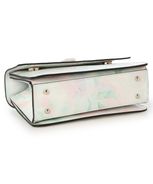 Guess（ゲス）の「ALEXIE Crossbody Flap（ショルダーバッグ・レディース・その他・ONE SIZE）」の13枚目の写真