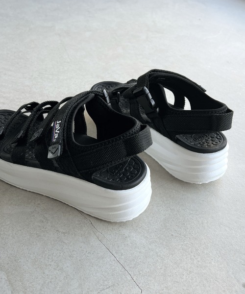 Java（ジャバ）の「《JaVa ジャバコラボ》ラフにお洒落見え。RETROハイソールサンダル（サンダル・レディース・ブラック×ホワイト/ホワイト/ブラック・22.5cm/23.5cm/24.5cm/25.5cm）」の17枚目の写真