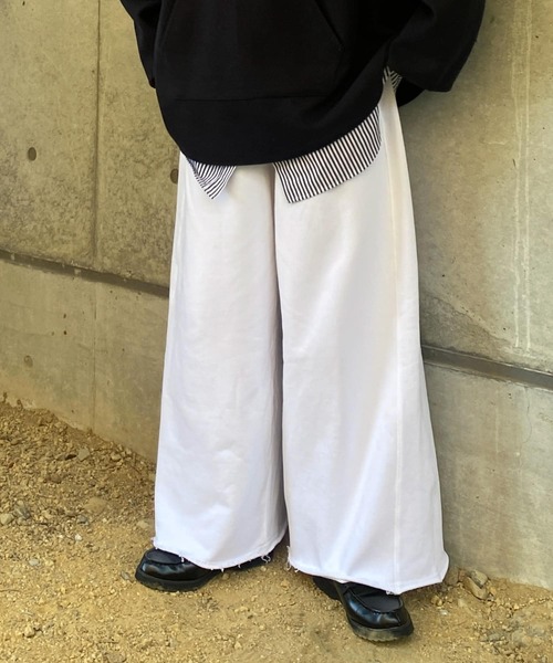 Couleur Meler（クルールメリー）の「Couleur Meler オクユウカ　ワイドスウェットパンツ（その他パンツ・レディース・グレー系その他/ホワイト・FREE）」の4枚目の写真