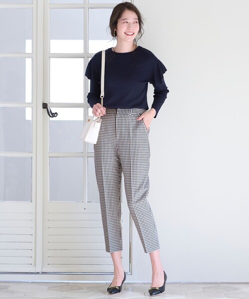 ANY SIS（エニィスィス）の「【洗える】褒めらレディ テーパード パンツ（その他パンツ・レディース・アイボリー系/ネイビー系/ブラック系3/スカイブルー系/ライトイエロー系/ピンク系/ブラック系・1/2/3）」の22枚目の写真