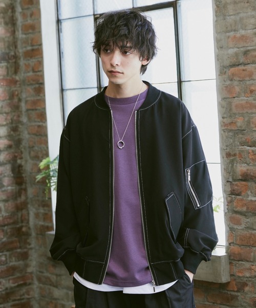 Alpinus(アルピナス)の「Loose Silhouette Stitch MA-1 Blouson / ルーズシルエット ステッチMA-1ブルゾン(MA-1・メンズ・アイボリー/ブラック・SMALL/MEDIUM)」の7枚目の写真