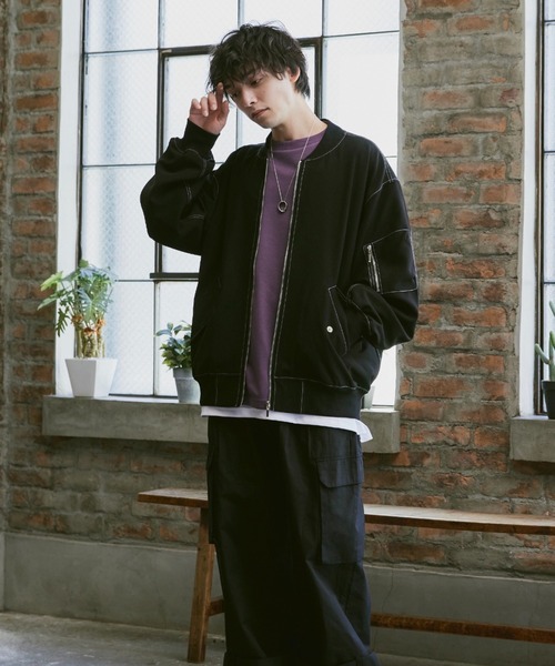 Alpinus(アルピナス)の「Loose Silhouette Stitch MA-1 Blouson / ルーズシルエット ステッチMA-1ブルゾン(MA-1・メンズ・アイボリー/ブラック・SMALL/MEDIUM)」の19枚目の写真