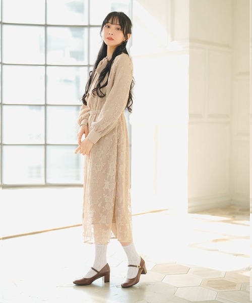 Newlyme（ニューリーミー）の「5cmヒール楽ちんストラップパンプス（パンプス・レディース・ブラック/クリアブラック/ブラウン/ホワイト・23.5cm/24cm/24.5cm/22.5cm/23cm/25cm/25.5cm）」の19枚目の写真