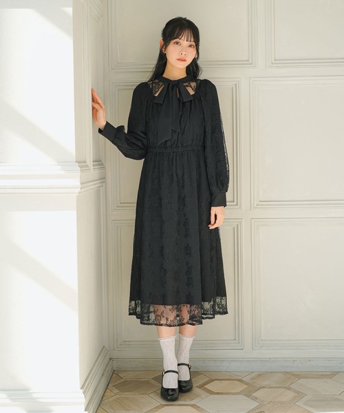 Newlyme（ニューリーミー）の「5cmヒール楽ちんストラップパンプス（パンプス・レディース・ブラック/クリアブラック/ブラウン/ホワイト・23.5cm/24cm/24.5cm/22.5cm/23cm/25cm/25.5cm）」の22枚目の写真