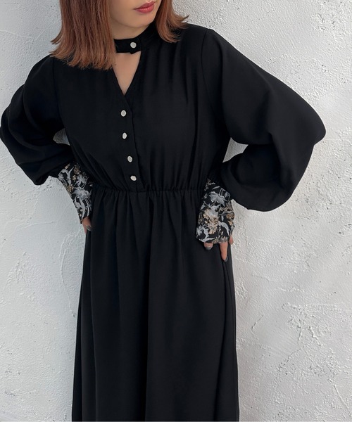 apres jour mignon(アプレジュールミニョン)の「袖ジャガードカッティングワンピース【ZOZOTOWN限定アイテム】(ワンピース・レディース・グレー/ブラック・X-LARGE/MEDIUM/SMALL)」の3枚目の写真