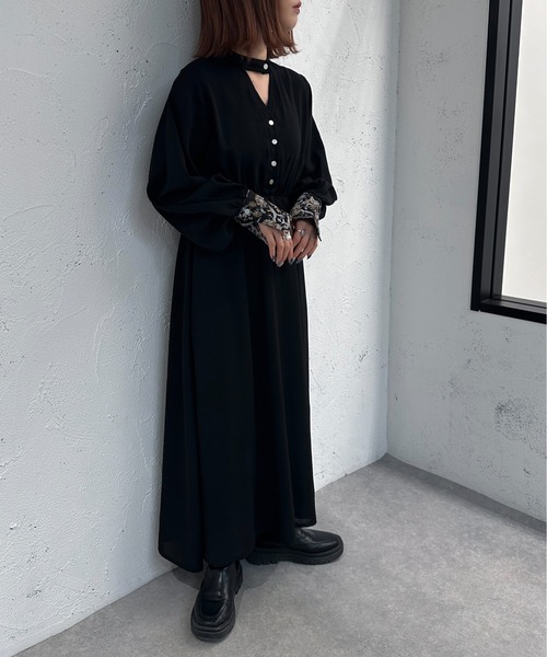 apres jour mignon(アプレジュールミニョン)の「袖ジャガードカッティングワンピース【ZOZOTOWN限定アイテム】(ワンピース・レディース・グレー/ブラック・X-LARGE/MEDIUM/SMALL)」の20枚目の写真