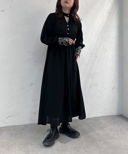 apres jour mignon(アプレジュールミニョン)の「袖ジャガードカッティングワンピース【ZOZOTOWN限定アイテム】(ワンピース・レディース・グレー/ブラック・X-LARGE/MEDIUM/SMALL)」の15枚目の写真