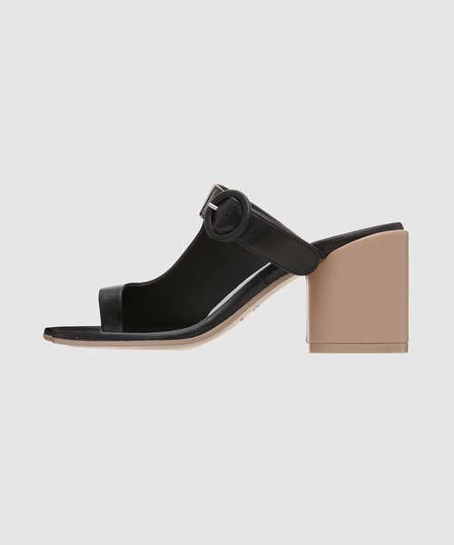 MM6 Maison Margiela(エムエムシックス メゾン マルジェラ)の「SANDAL(サンダル・レディース・ブラック/レッド・36/37/38)」の1枚目の写真