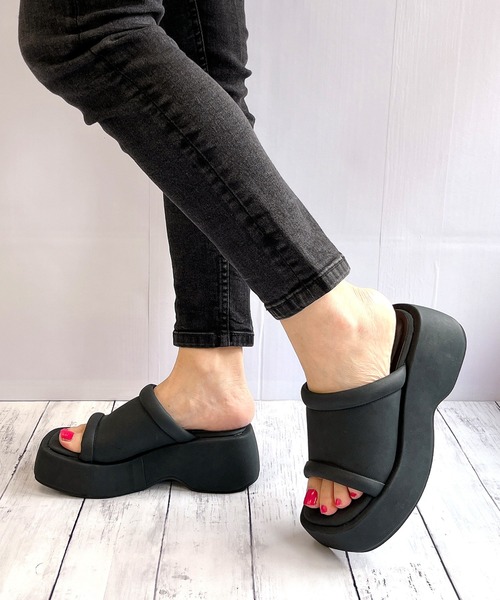 Noubel Voug Relax（ヌーベルヴォーグリラックス）の「厚底ウェッジソールミュール（サンダル・レディース・ベージュ/ブラック/アイボリー・S/M/L/LL/3L）」の4枚目の写真