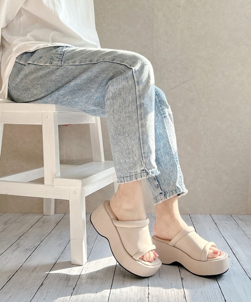 Noubel Voug Relax（ヌーベルヴォーグリラックス）の「厚底ウェッジソールミュール（サンダル・レディース・ベージュ/ブラック/アイボリー・S/M/L/LL/3L）」の14枚目の写真