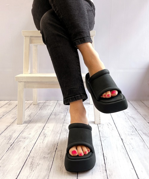 Noubel Voug Relax（ヌーベルヴォーグリラックス）の「厚底ウェッジソールミュール（サンダル・レディース・ベージュ/ブラック/アイボリー・S/M/L/LL/3L）」の15枚目の写真