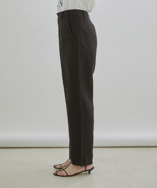 SALON adam et rope'（サロン アダム エ ロペ）の「【セットアップ対応・手洗い可能】麻ツイルベイカーパンツ（その他パンツ・レディース・ブラック/カーキ/ピンク・M/S）」の5枚目の写真