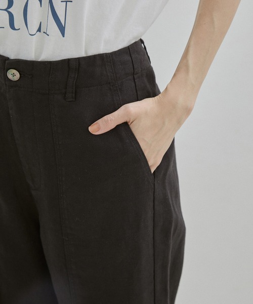 SALON adam et rope'（サロン アダム エ ロペ）の「【セットアップ対応・手洗い可能】麻ツイルベイカーパンツ（その他パンツ・レディース・ブラック/カーキ/ピンク・M/S）」の9枚目の写真