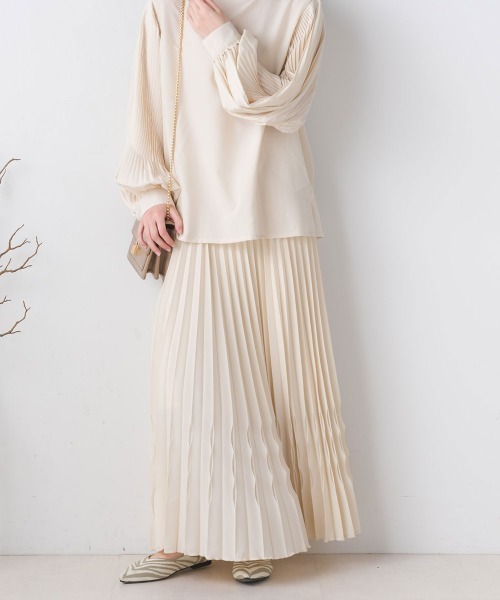 terrace（テラス）の「デントヘムプリーツスカート（スカート・レディース・ライトカーキ/ラベンダー/アイボリー/ブラック・MEDIUM）」の2枚目の写真