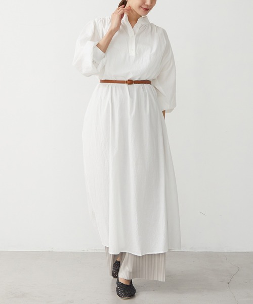 for/c(フォーシー)の「マオカラー袖ボリュームワンピース【サスティナブル】(ワンピース・レディース・ホワイト/ブルー・M/L)」の7枚目の写真