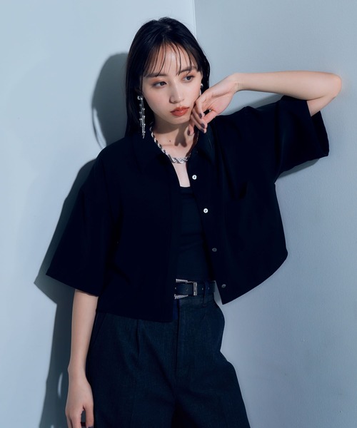 HARE(ハレ)の「トロミショートシャツ(HARE)(シャツ/ブラウス・レディース・ブラック/ベージュ/ブルー/ボルドー/グリーン系その他・FREE)」の10枚目の写真