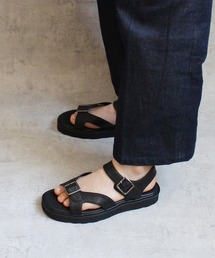 MOHI / 22081 / ストラップサンダル