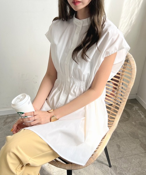 Futier land(フューティアランド)の「シャーリングチュニックシャツ(シャツ/ブラウス・レディース・ブラック/オフホワイト/ライトイエロー・FREE)」の11枚目の写真