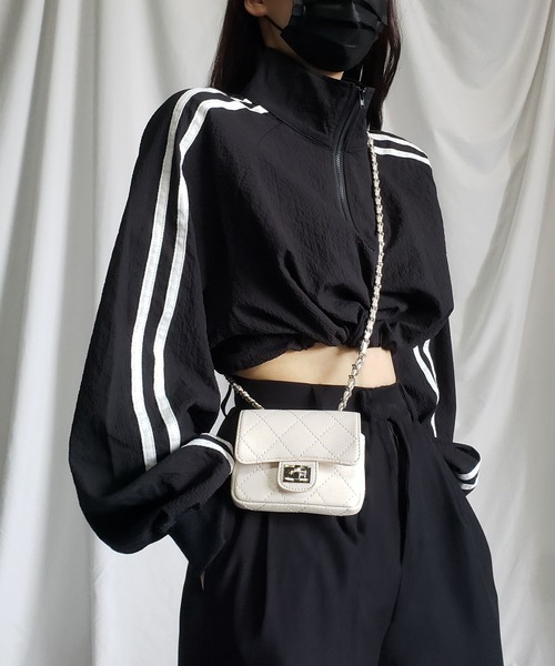 me+em select（ミームセレクト）の「【 裾が絞れる２WAY 】サイドラインハーフジップショートプルオーバー（ブルゾン・レディース・ホワイト/ブラック/ピンク・FREE）」の16枚目の写真