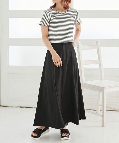 MAJESTIC LEGON(マジェスティックレゴン)の「クロップド半袖Tee(Tシャツ/カットソー・レディース・オフホワイト/ホワイト系その他/ブラック/イエロー系その他/レッド系その他2/ピンク・MEDIUM)」の10枚目の写真