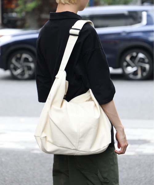 SETUP7（セットアップセブン）の「【SETUP7】キャンバスショルダーバッグ KNF008（ショルダーバッグ・メンズ・ホワイト/ブラック/カーキ・FREE）」の2枚目の写真