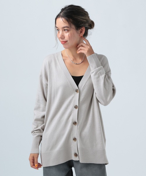 BAYFLOW（ベイフロー）の「カラーＶネックニットカーディガン（カーディガン/ボレロ・レディース・ライトブルー/イエロー/オレンジ/グレイッシュベージュ・FREE）」の7枚目の写真